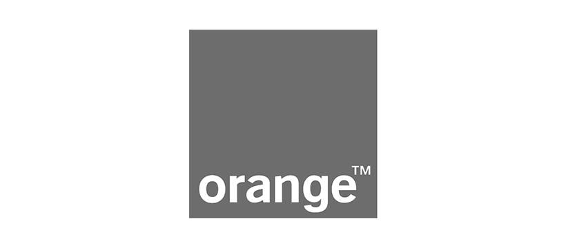 Orange client chez Evotion l'agence leader en location de robot