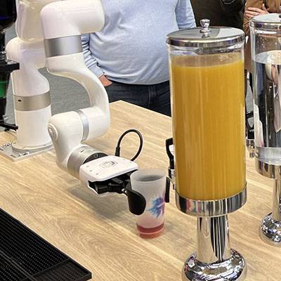robot cocktail