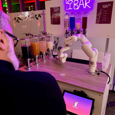 Animation inédite : Notre robot bar pour des cocktails uniques